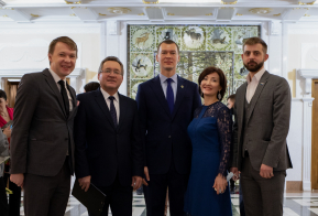 Награждение победителей Краевого конкурса губернатора Хабаровского края в области театрального искусства - 2021