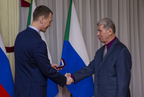 Награждение победителей Краевого конкурса губернатора Хабаровского края в области театрального искусства - 2021