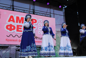 Краевой фестиваль-ярмарка «АмурФест. Весна» на площади им. Ленина