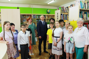 Молодёжный информационный центр открылся в библиотеке им. Н.Д. Наволочкина