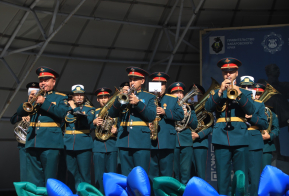 В Краевом парке прошёл первый патриотический фестиваль «Доблесть. Героизм. Подвиг»
